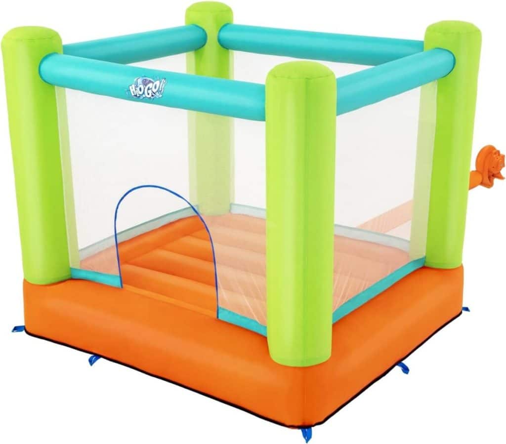 Test de l'aire de jeux trampoline Bestway Jump and Soar