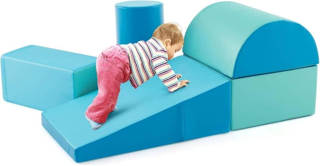 Test du parcours motricité bébé Costway : jouets éducatifs en mousse