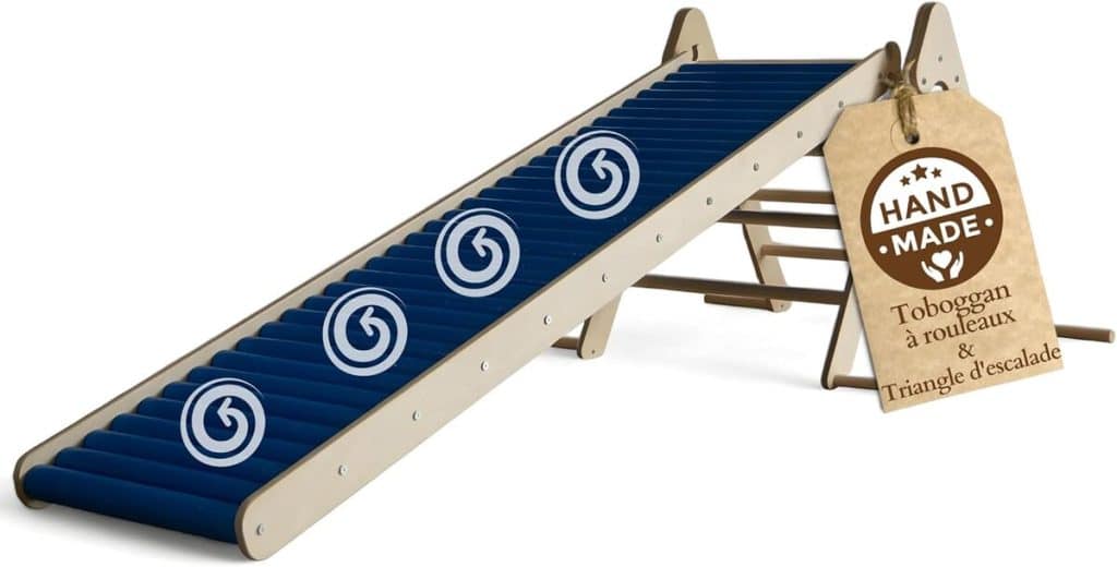 Test du set 2 en 1 WoodsCraft : toboggan et triangle d'escalade Montessori