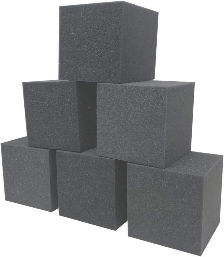 Évaluation des cubes FoamMa : mousse à charbon pour sports extrêmes