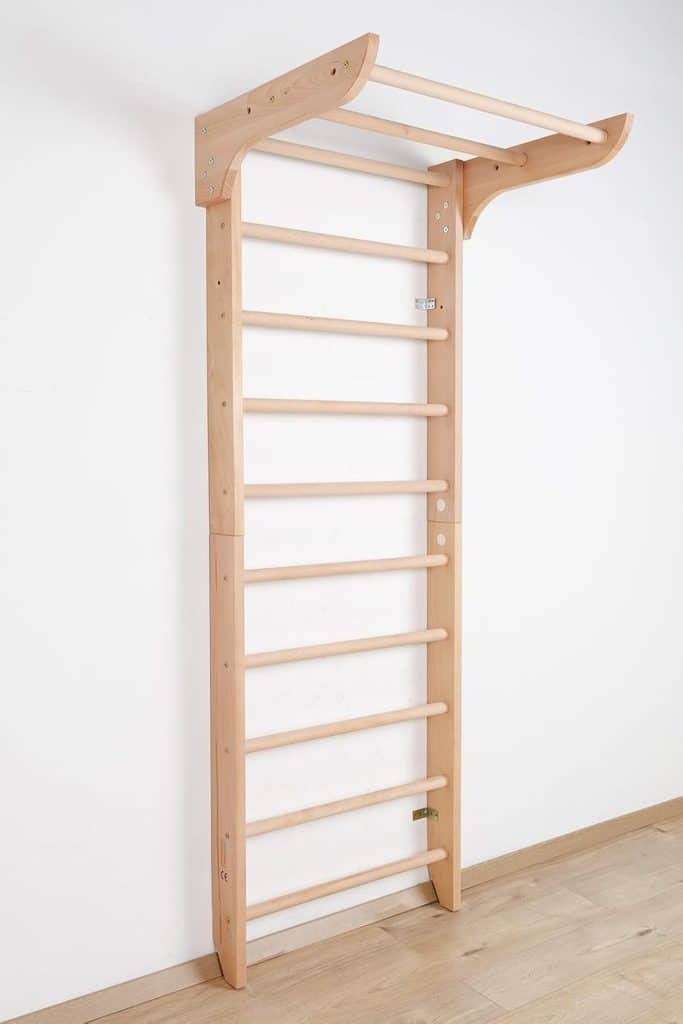 Test du mur d'escalade Kinder-1-220 par SportBaby : un équipement fitness pour enfants