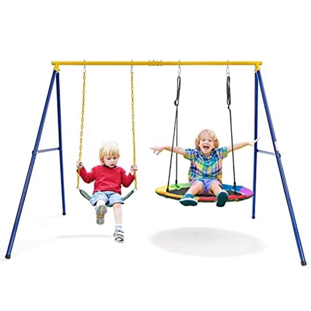 Test du portique balançoire KOMFOTTEU 2 en 1 : robustesse et polyvalence pour enfants