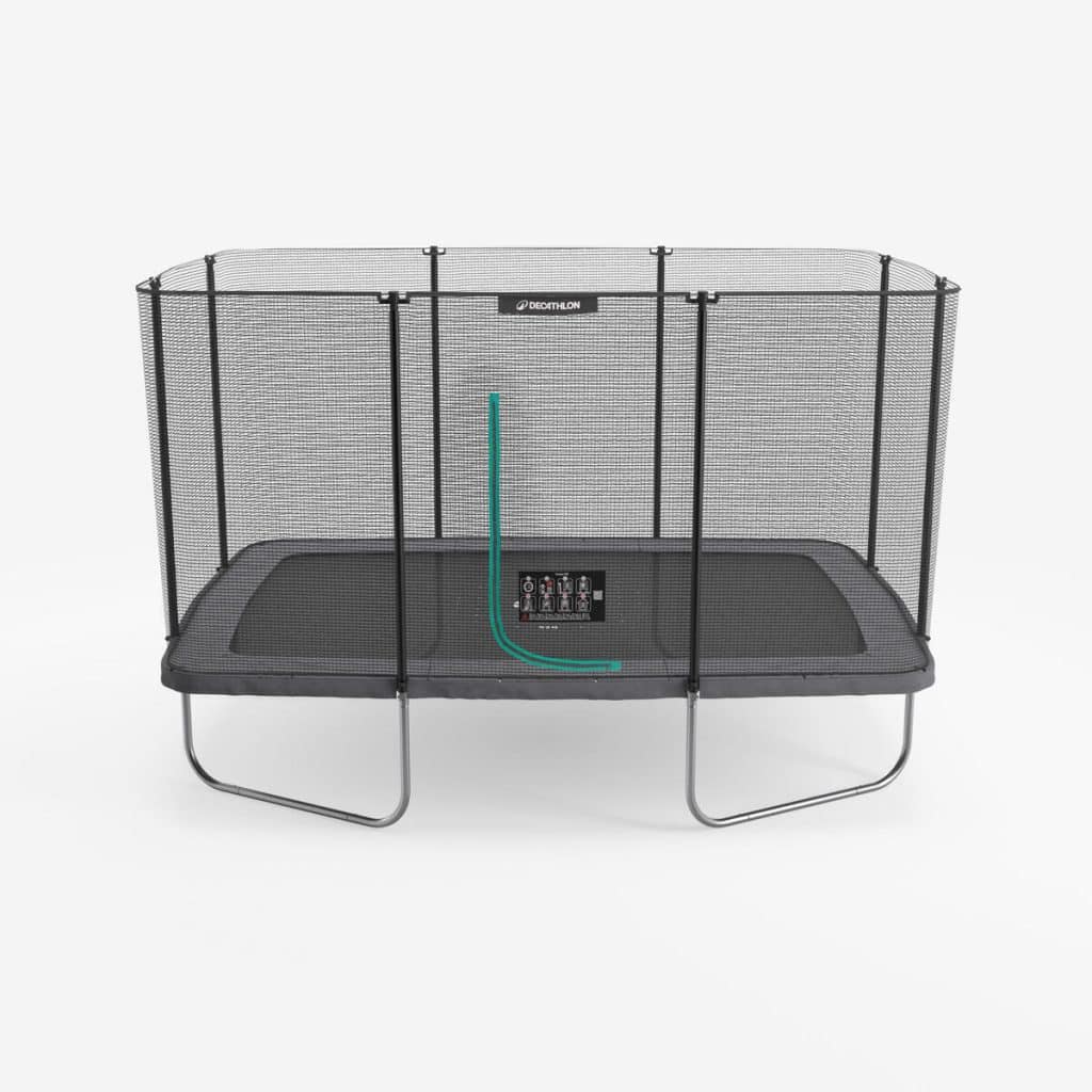 Test du trampoline rectangulaire 520 de Decathlon : sécurité et fun garantis